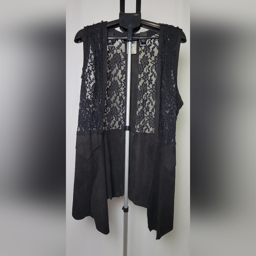 Vocal‎ Size Xl Black Faux Suede And Lace Sleeveless Vest